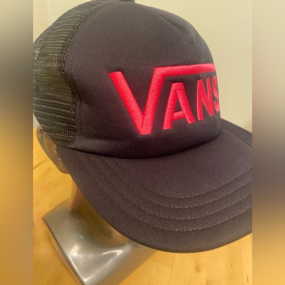 Vans Hat Cap Snap Back Black Pink Trucker Skateboard Skater Mesh Back Mens - Picture 12 of 13